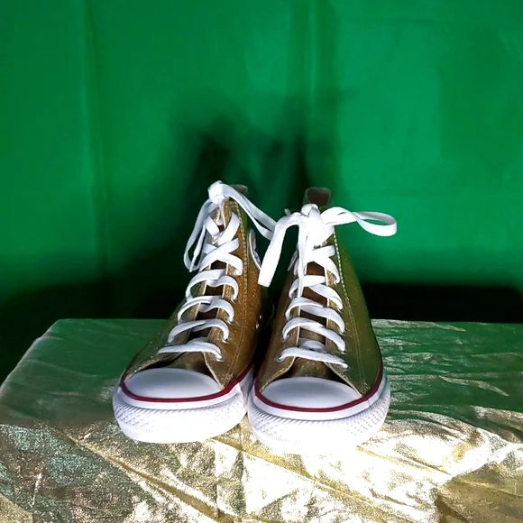 CONVERSE CTAS HI SZ 6 BOYS/8 WOMEN - Picture 2 of 9